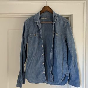 Men’s Gap Blue Button Up Shirt (medium)